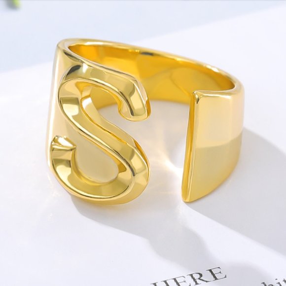 New!! 18k gold plated A-Z Letter Rings Adjustable - Picture 6 of 15